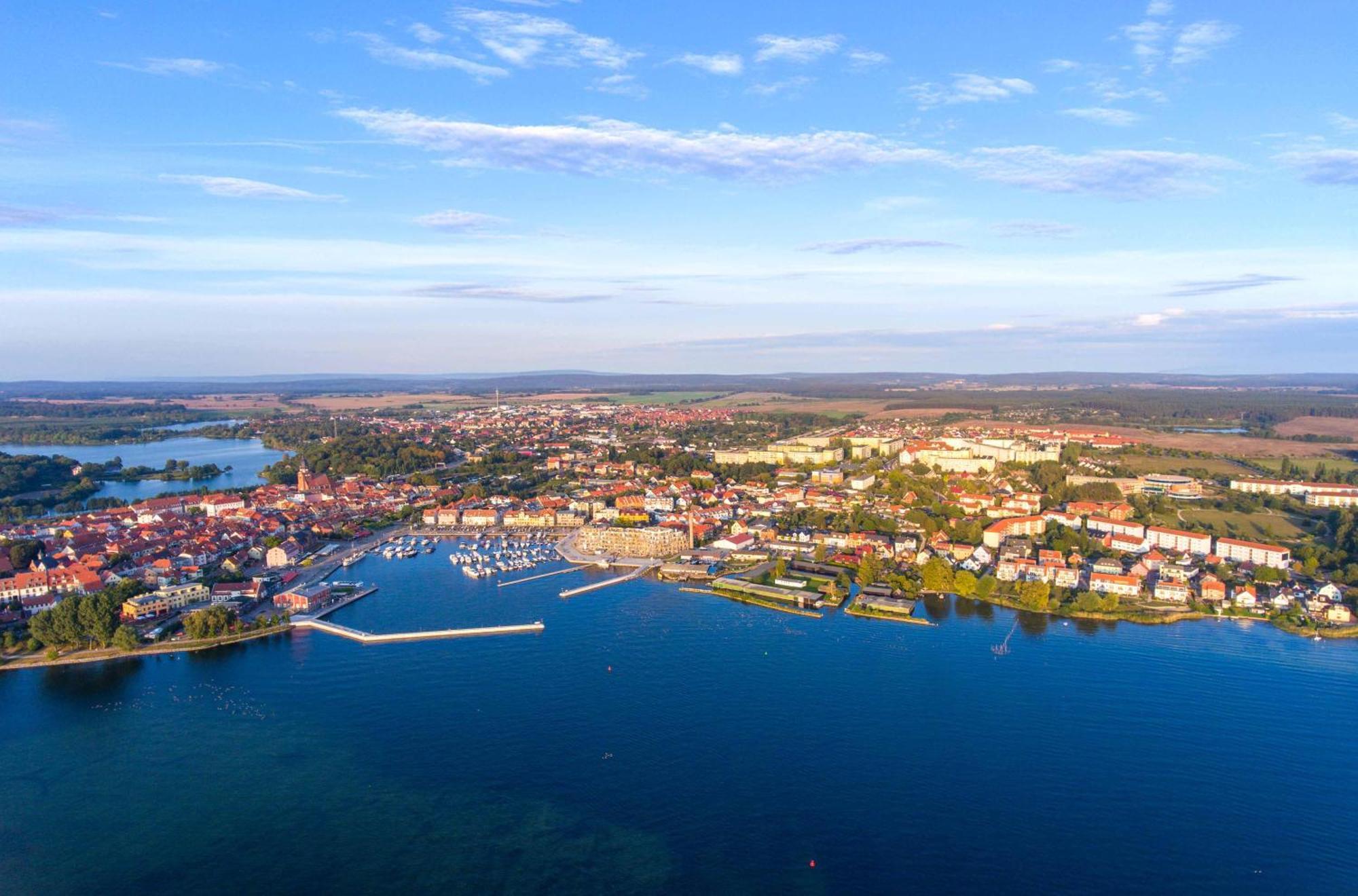 Ferienwohnungen Am Mueritzer Hafen Waren  Exterior foto